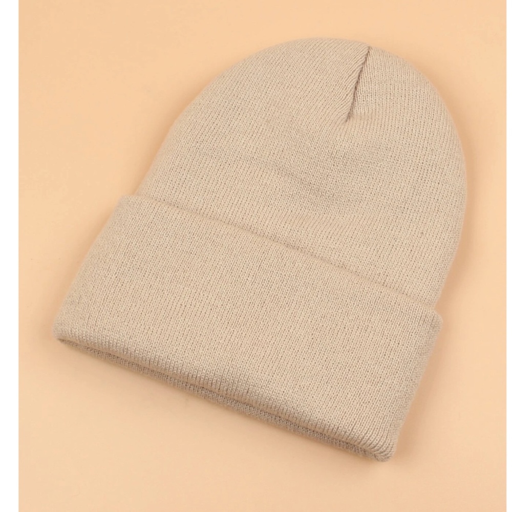 Tan / Beige  Knit Beanie Hat Brooklyn Tag - Picture 2 of 6
